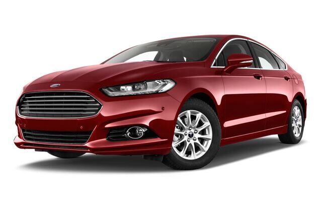 Ford Mondeo (Baujahr 2015) Titanium 5 Türen seitlich vorne mit Felge