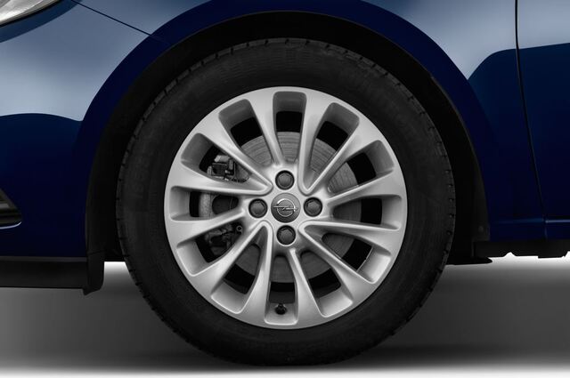 Opel Corsa (Baujahr 2015) Innovation 5 Türen Reifen und Felge