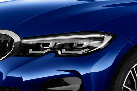 BMW 3 Series (Baujahr 2019) M Sport 4 Türen Scheinwerfer