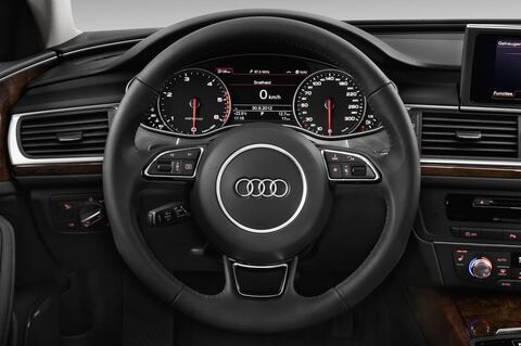 Audi A6 Allroad Quattro (Baujahr 2013) - 5 Türen Lenkrad