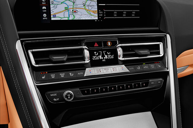 BMW 8 Series (Baujahr 2019) M Performance 2 Türen Temperatur und Klimaanlage
