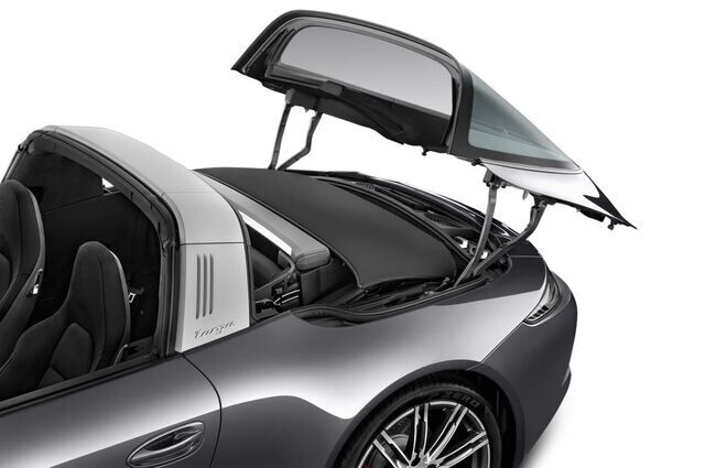 Porsche 911 (Baujahr 2015) Targa 4S 2 Türen Motor