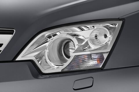 Opel Antara (Baujahr 2011) Design Edition 5 Türen Scheinwerfer