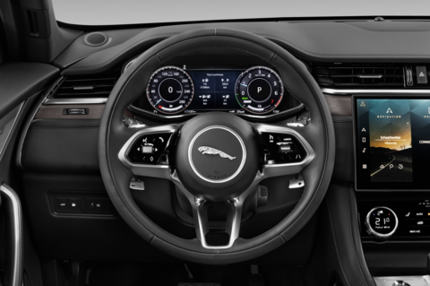 Jaguar F-Pace (Baujahr 2021) S 5 Türen Lenkrad
