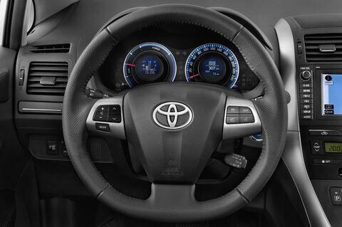 Toyota Auris (Baujahr 2011) Executive 5 Türen Lenkrad