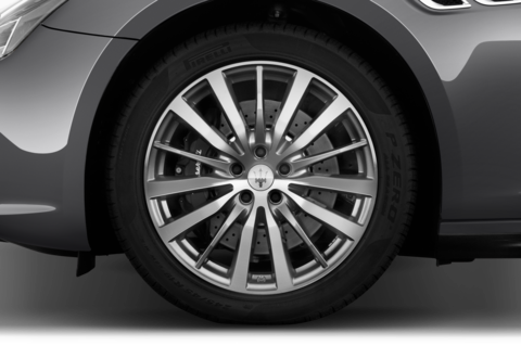 Maserati Quattroporte (Baujahr 2022) GT 4 Türen Reifen und Felge