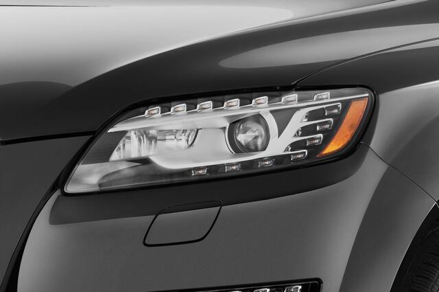 Audi Q7 (Baujahr 2011) - 5 Türen Scheinwerfer