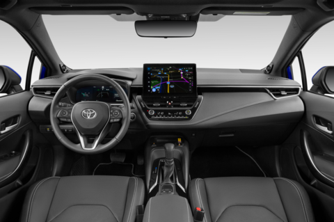 Toyota Corolla Hybrid Touring Sports (Baujahr 2023) Lounge 5 Türen Cockpit und Innenraum
