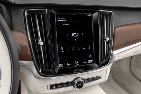 Volvo S90 Recharge (Baujahr 2021) Inscription 4 Türen Radio und Infotainmentsystem