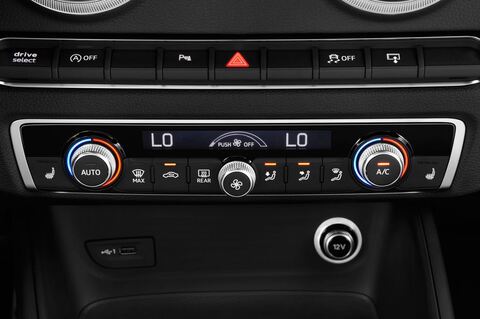 Audi S3 (Baujahr 2017) - 4 Türen Temperatur und Klimaanlage