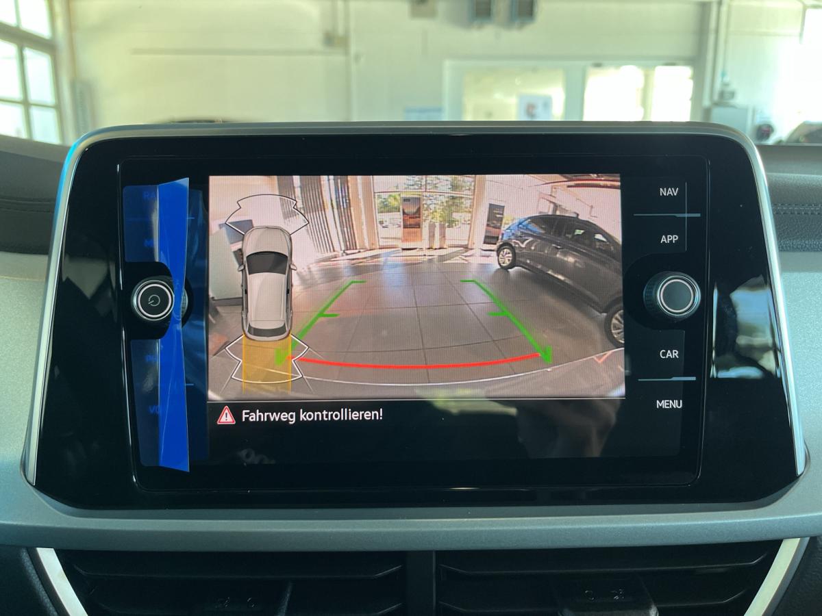 Volkswagen T-Roc 🚗 Stilvoll unterwegs – VW T-Roc Goal mit AHK & Top-Sonderleasing!