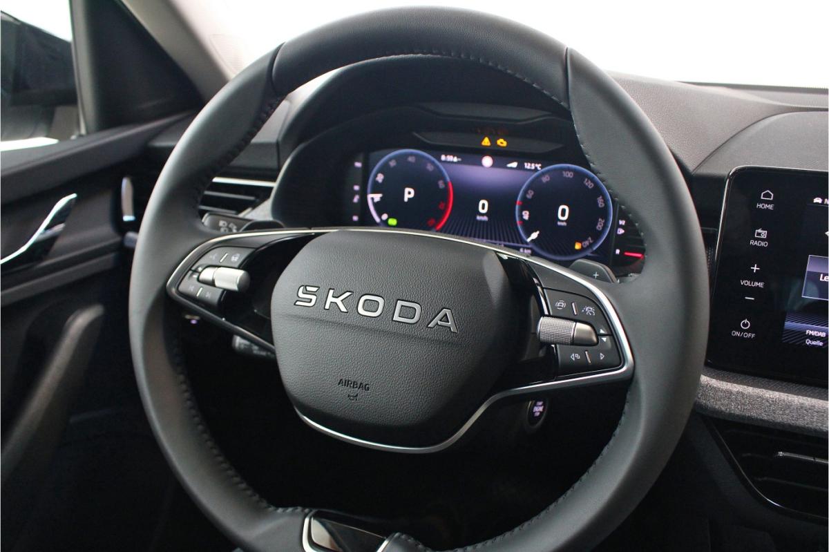 Skoda Kamiq 1.0 TSI Tour AHK|ACC|MATRX|WSS+SHz|Cam|NAV