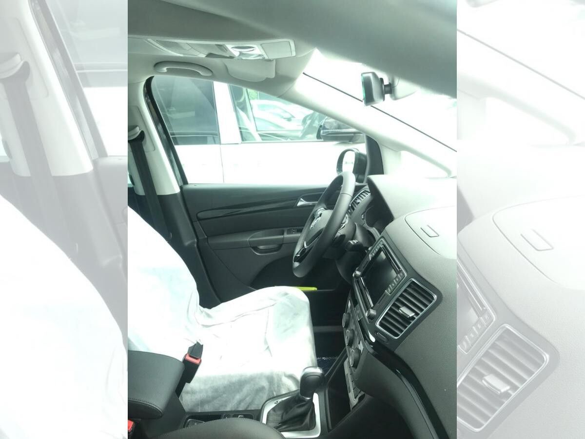 Volkswagen Tayron R-Line 2,0 l TDI SCR 4MOTION 142 kW (193 PS) 7-Gang-Doppelkupplungsgetrieb