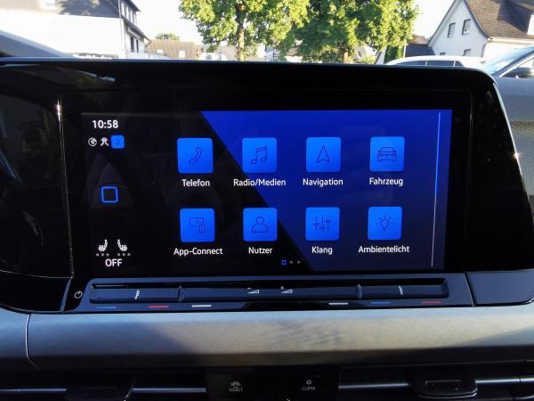 Volkswagen Golf Variant VIII 2.0 TDI LED Navi Climatronic Sitzheizung