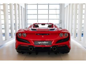 Ferrari F8 Spider*Lift*Racing Seats*LED*