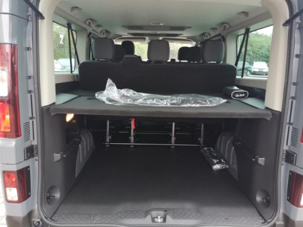 Renault Trafic Grand Combi L2H1 3,0t Life 2.0 BLUE dCi 110 9 Sitze