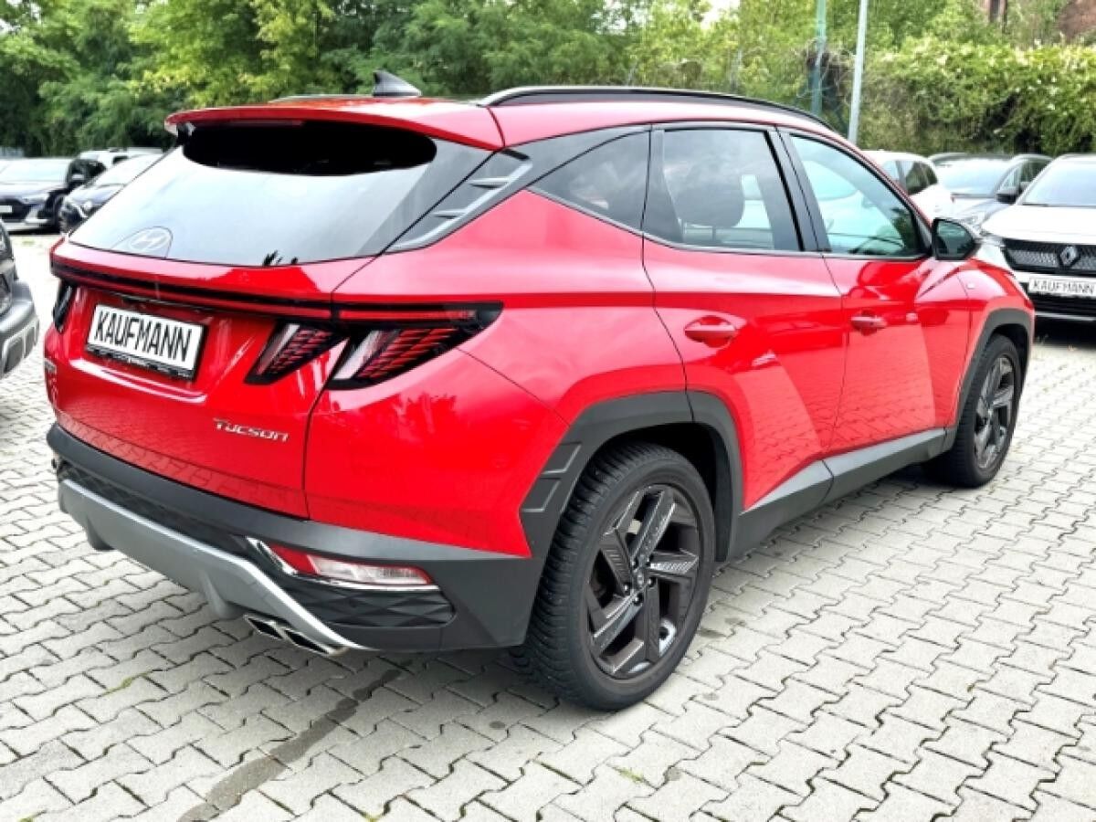 Hyundai TUCSON Blackline Mild-Hybrid 2WD Pano+Winter Paket