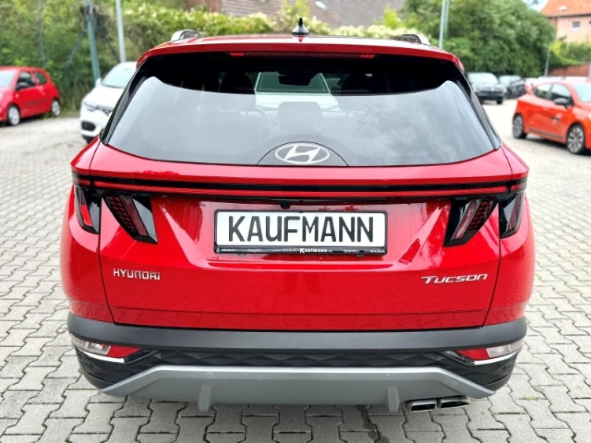 Hyundai TUCSON Blackline Mild-Hybrid 2WD Pano+Winter Paket