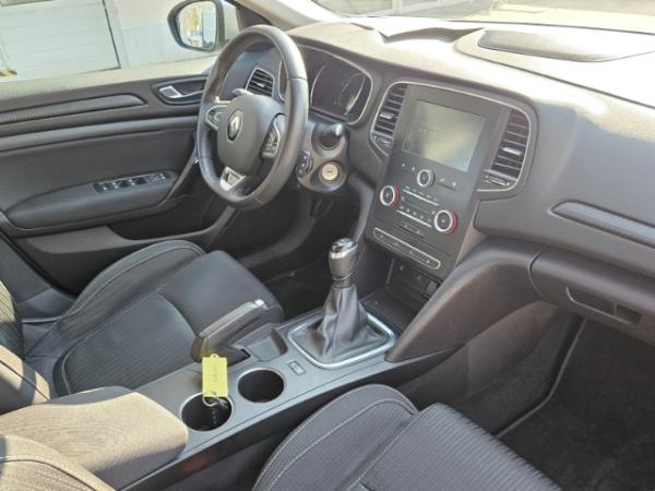 Renault Megane ⭐️ Souverän leasen. Effizient fahren. Der Hybrid-SUV, der sich rechnet 💛