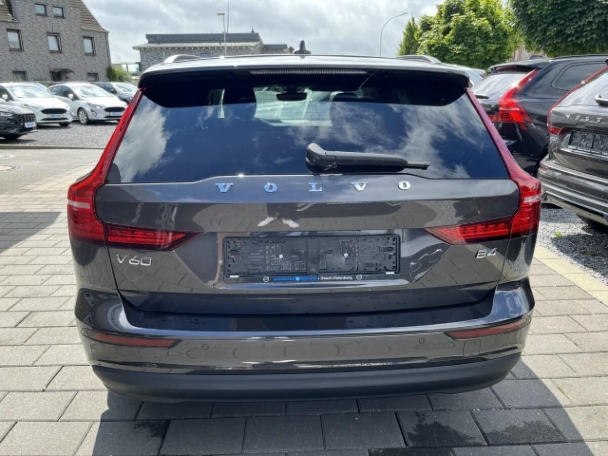 Volvo V60 Kombi Benzin EU6d B4 Core MHEV Navi Kamera