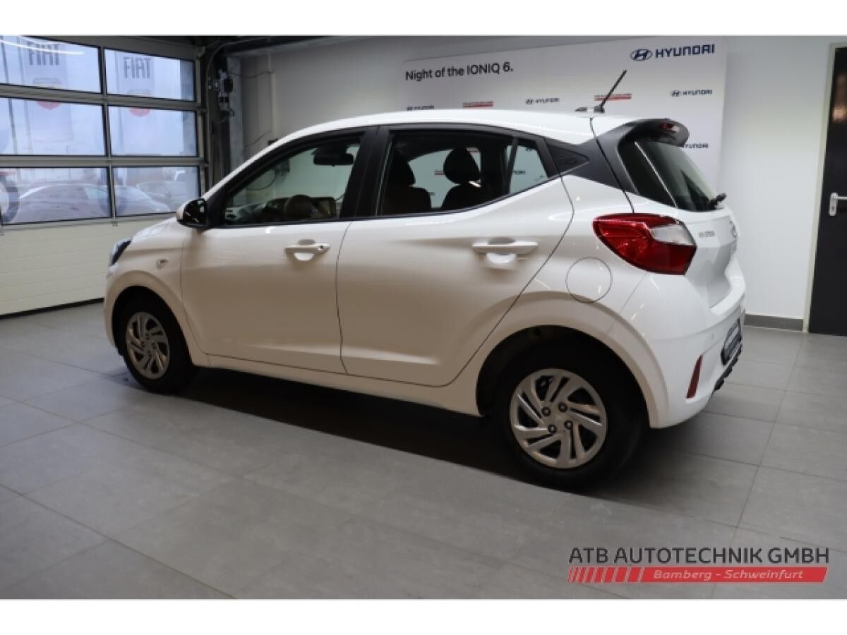 Hyundai i10 Select MY25 1.0 Benzin 5-MT 2WD Navi Apple CarPlay