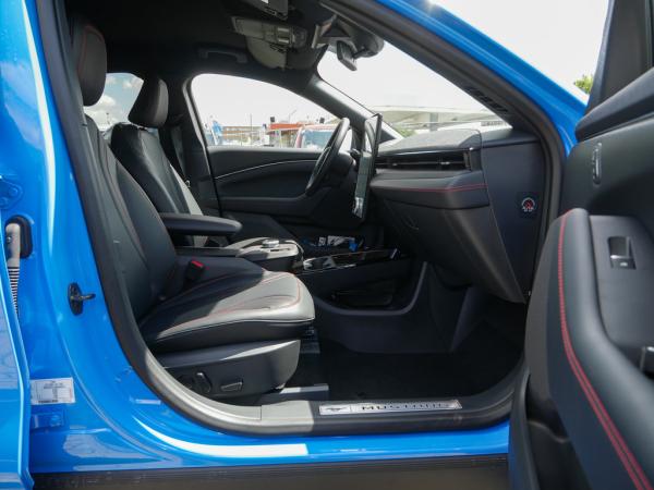 Ford Mustang Mach-E Extendet Range 351PS AWD