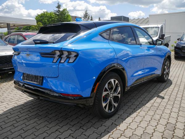 Ford Mustang Mach-E Extendet Range 351PS AWD