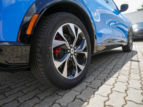 Ford Mustang Mach-E Extendet Range 351PS AWD