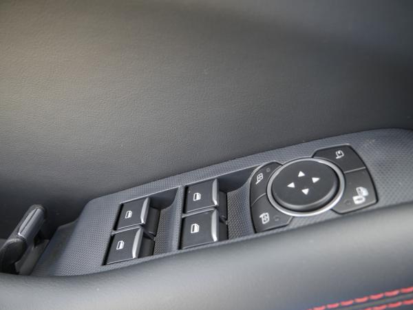 Ford Mustang Mach-E Extendet Range 351PS AWD