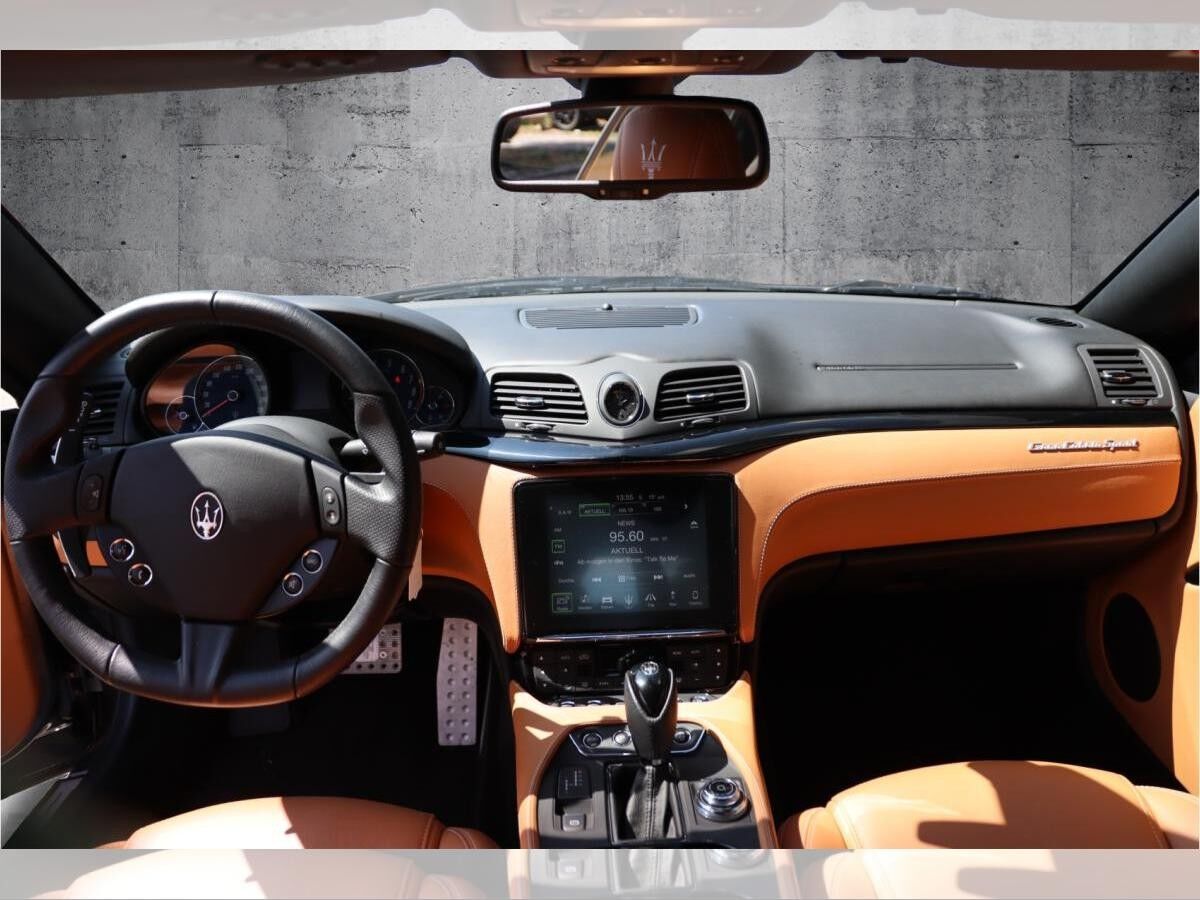 Maserati GranCabrio Sport