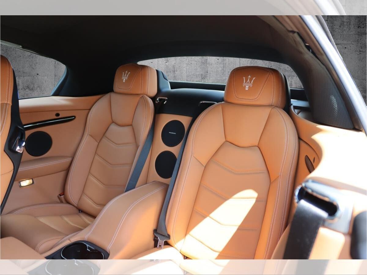 Maserati GranCabrio Sport