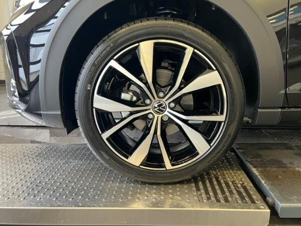 Volkswagen Taigo R-Line 1.5 TSI DSG **AHK, Navi, 'IQ.DRIVE'**
