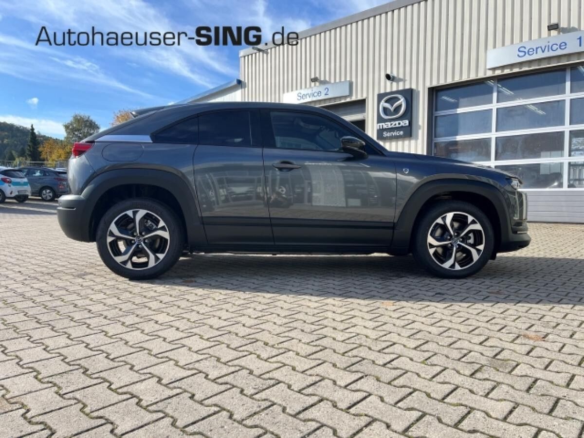 Mazda MX-30 REV Makoto BOSE 360°HeadUp Memory AppleCar