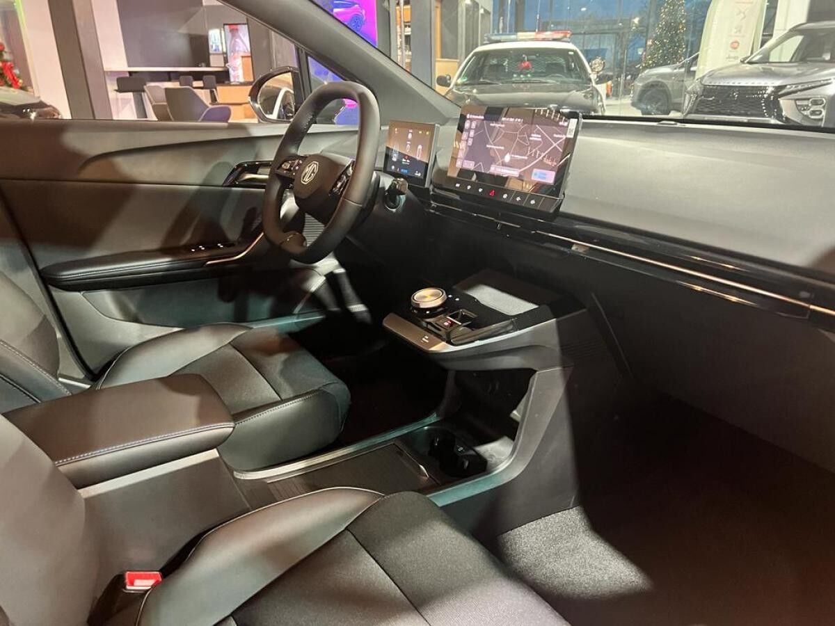 MG MG4 Luxury MG4 Electric 64 kWh