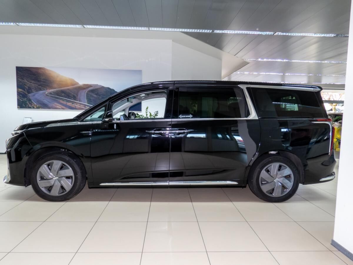 MAXUS MIFA 9 7 Sitze