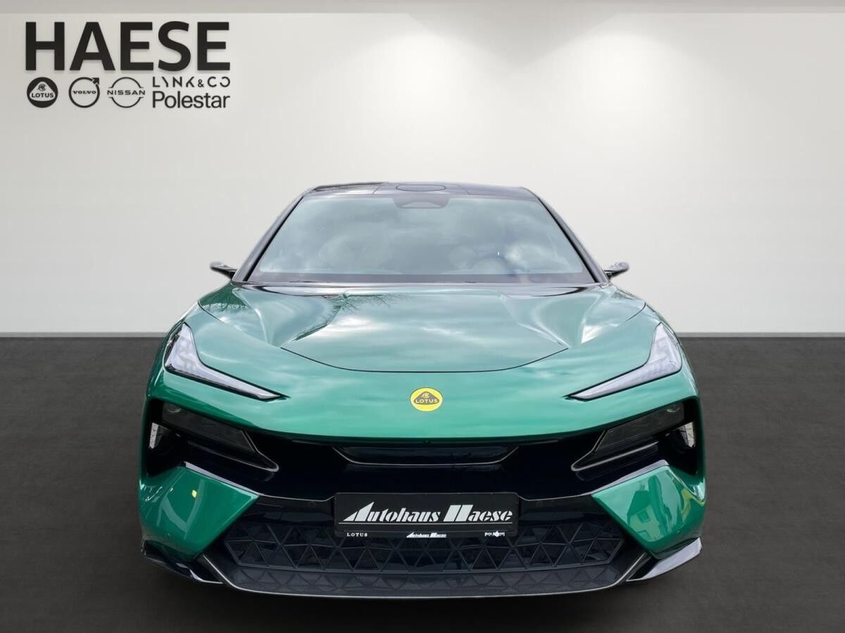 Lotus Eletre Lotus Eletre R *GALLOWAY GREEN by LOTUS HAESE