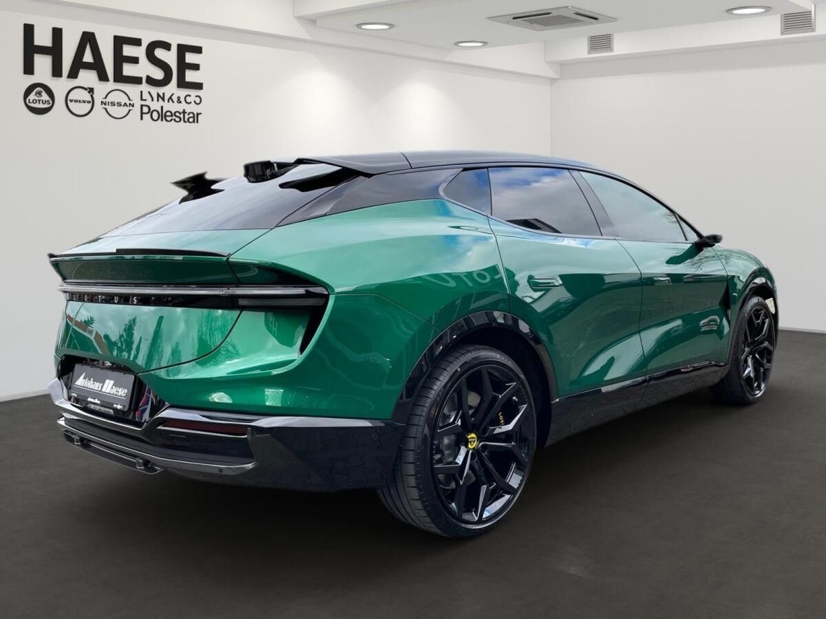 Lotus Eletre Lotus Eletre R *GALLOWAY GREEN by LOTUS HAESE
