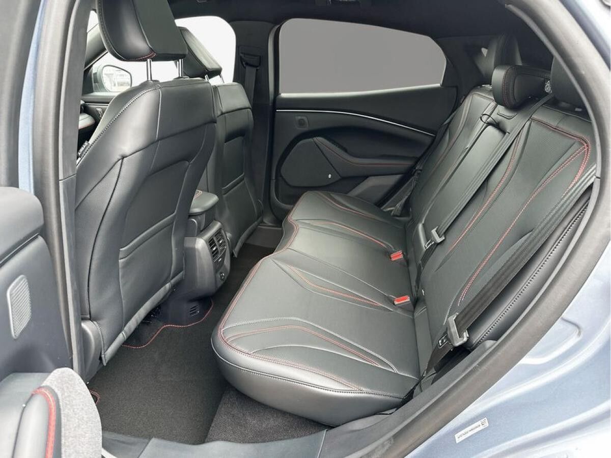 Ford Mustang Mach-E AWD 198kW Technologie-Paket