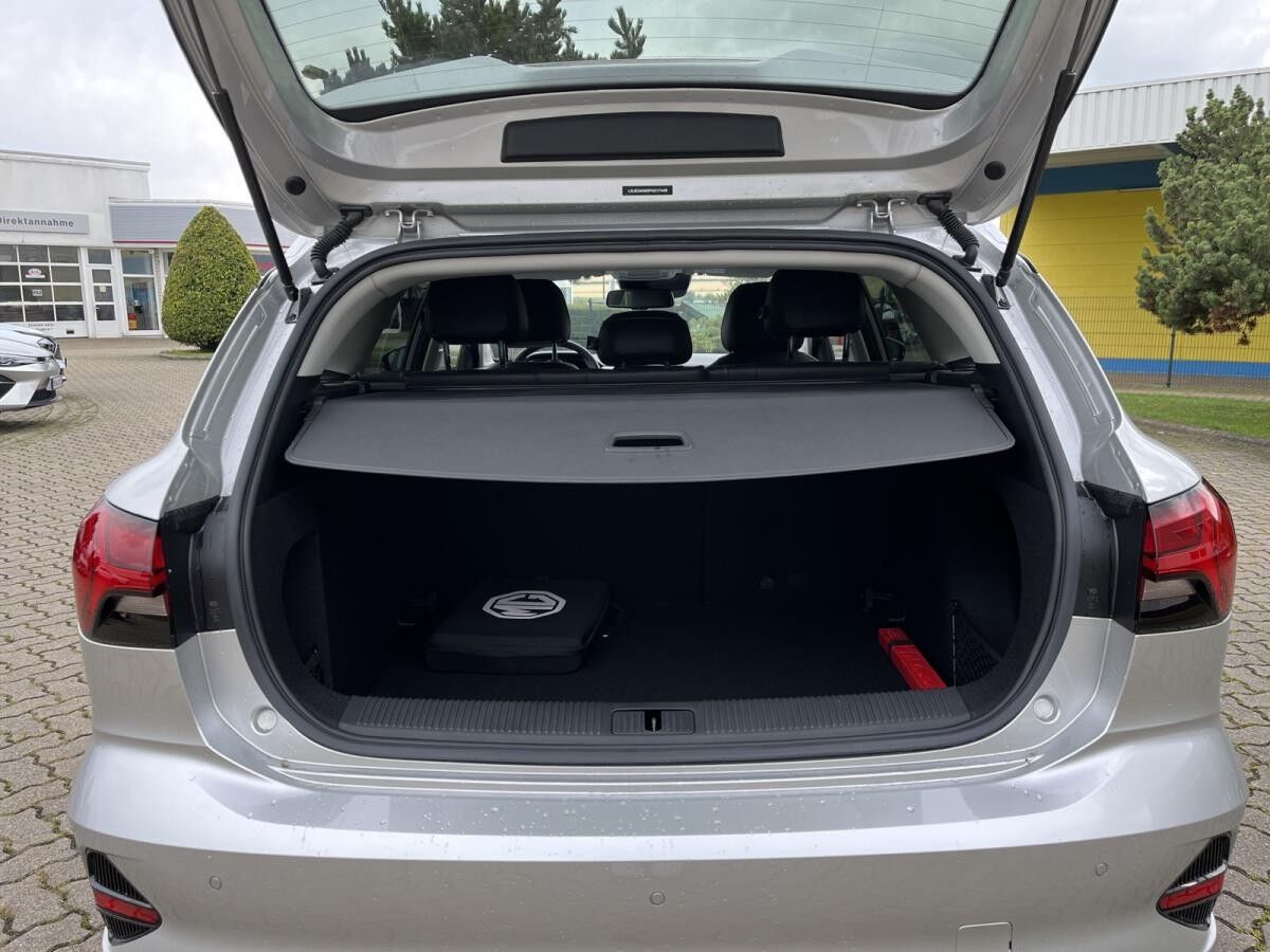 MG MG5 MAXIMAL LUXURY 360° NAVI SHZ LED PDC NEU