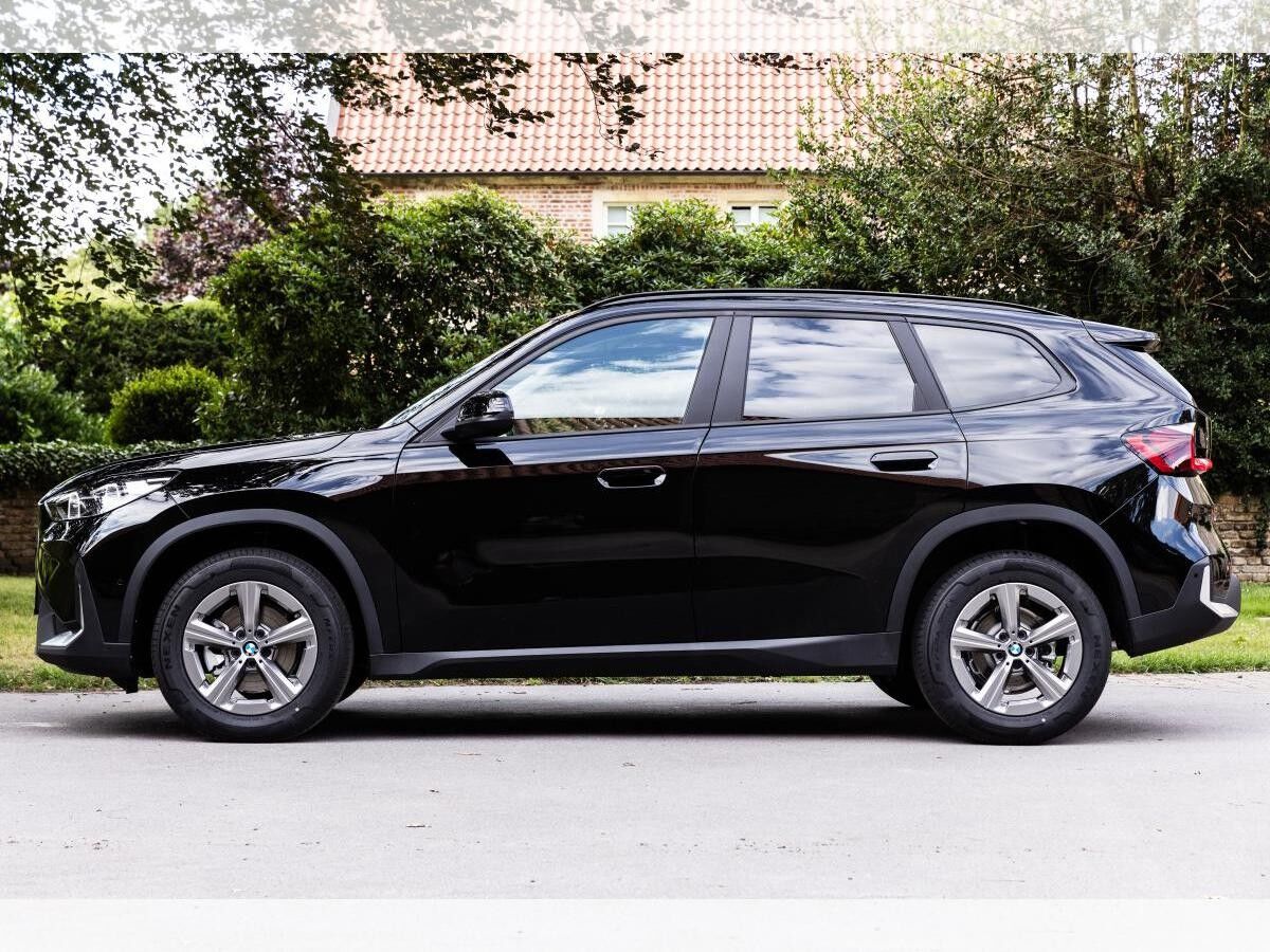 BMW X1 sDrive18i Aut. • SOFORT • Kamera • Assistenz • Sportsitze • LED •