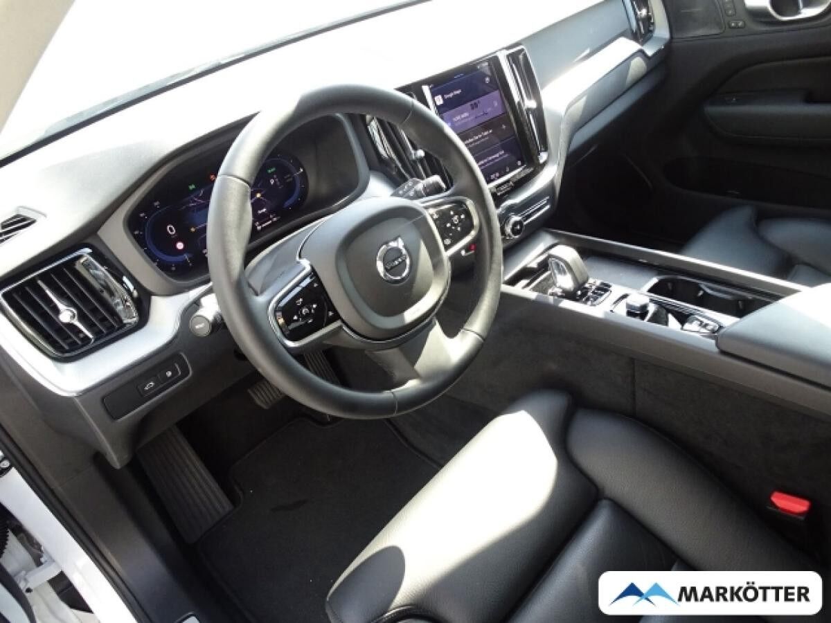Volvo XC60 T6 AWD Plus Bright Plug-In Hybrid/20''/360°CAM