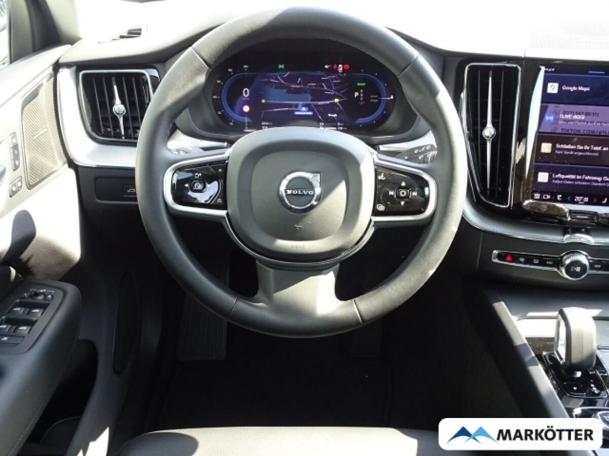 Volvo XC60 T6 AWD Plus Bright Plug-In Hybrid/20''/360°CAM