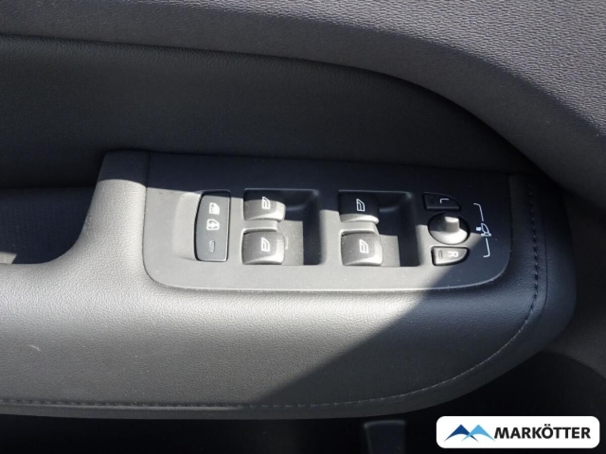 Volvo XC60 T6 AWD Plus Bright Plug-In Hybrid/20''/360°CAM