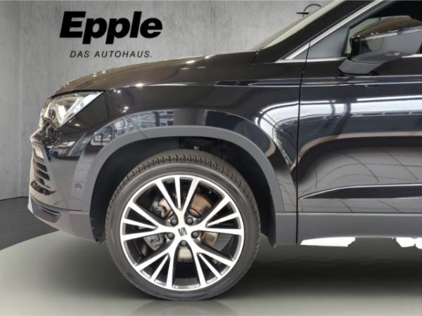 Seat Ateca Xperience AHK-klappbar Navi SHZ LHZ  LED .ACC El. Heckklappe