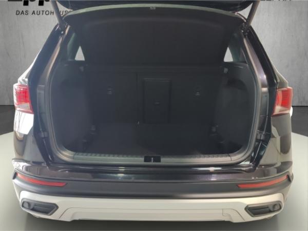 Seat Ateca Xperience AHK-klappbar Navi SHZ LHZ  LED .ACC El. Heckklappe