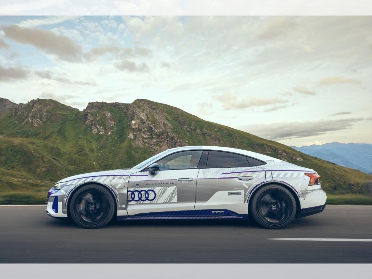 Audi e-tron GT RS ice race edition *Limitiert auf 25 Stück in Deutschland*