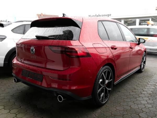 Volkswagen Golf VIII GTI DSG Black Style ACC DCC Matrix Kamera Sound 19"