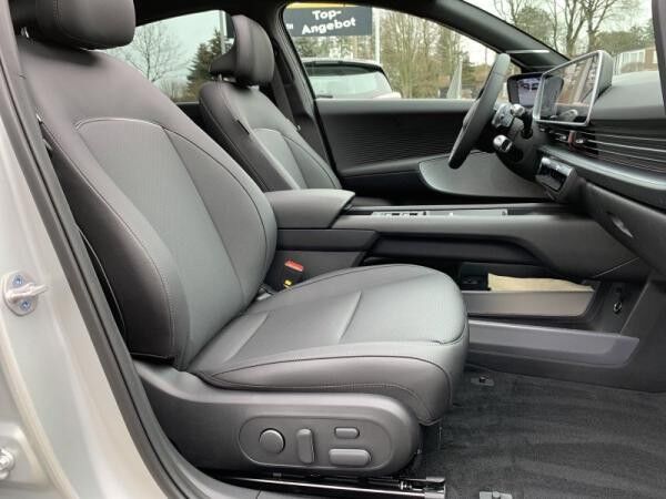 Hyundai IONIQ 6 77,H ALLRAD UNIQ-PAKET  NAVI/MATRIX