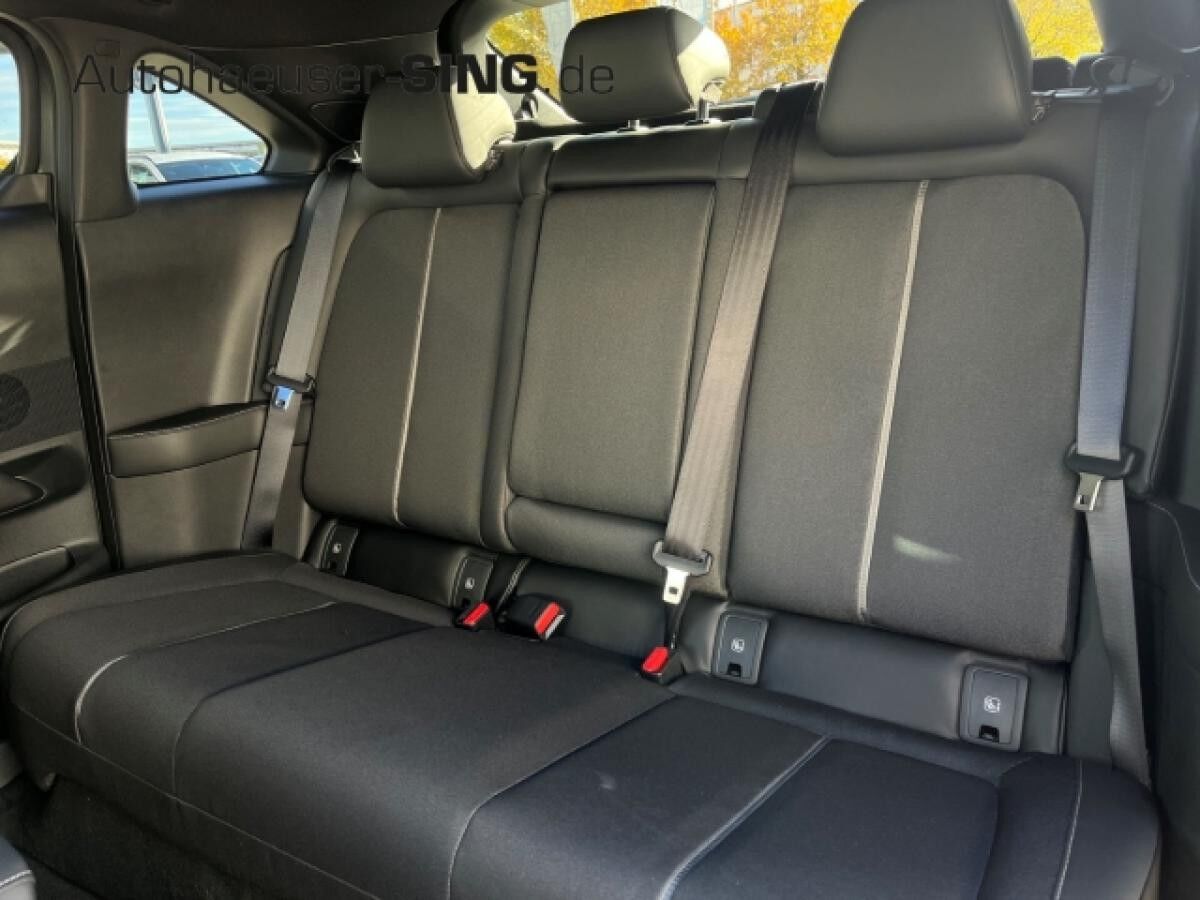 Mazda MX-30 REV Makoto BOSE 360°HeadUp Memory AppleCar