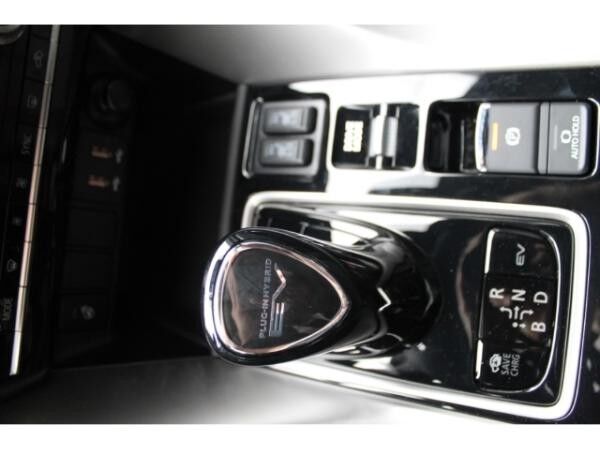 Mitsubishi Eclipse Cross PHEV SELECT *8 Jahre Garantie*Allrad*StandHZG*Navi*360°Kamera*ACC*VollLED*Lenkrad heizb.*